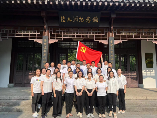 图片1 图片1