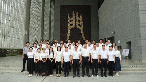 图片1 图片1
